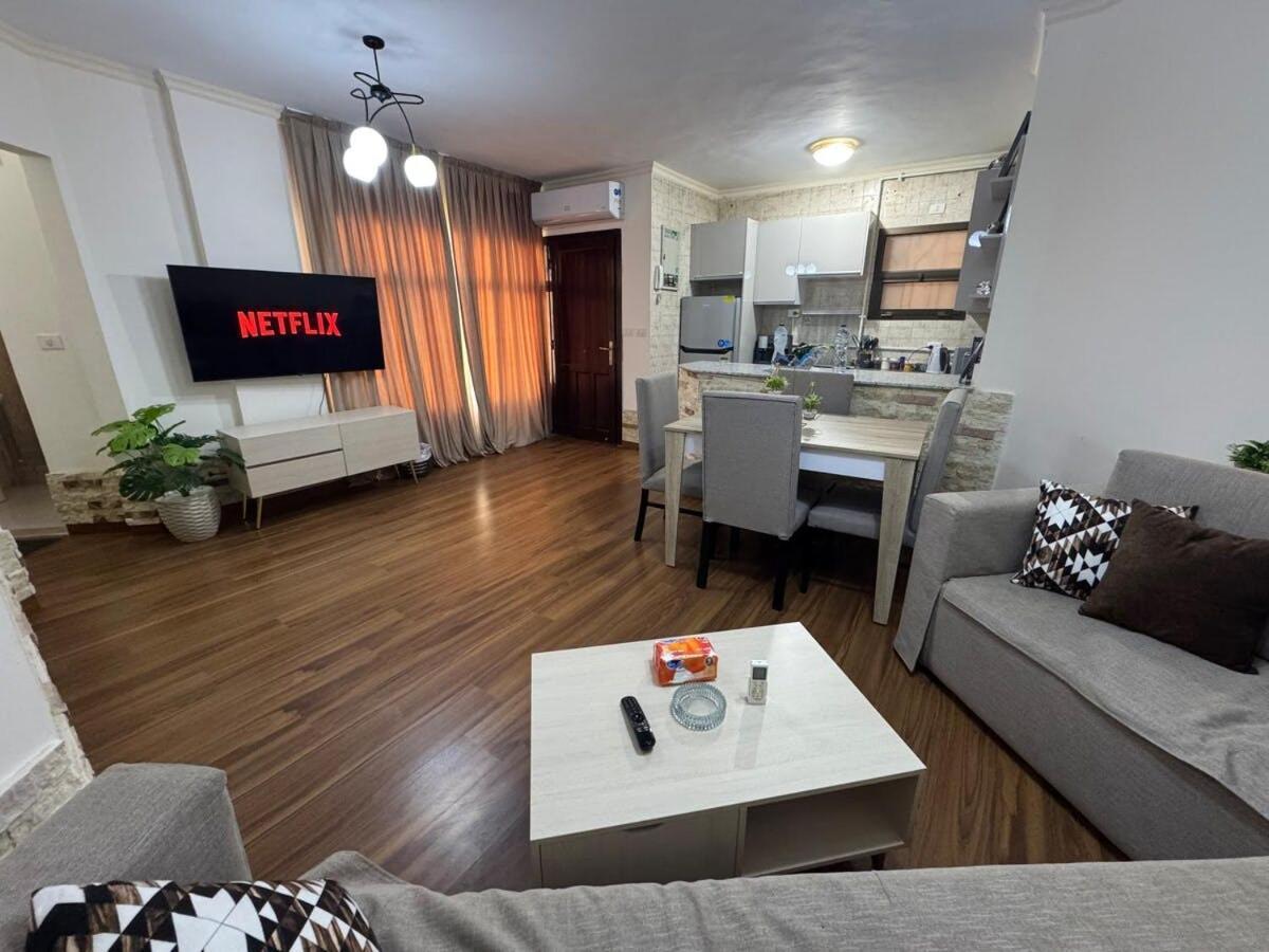 Apartment Cozy Modern In Rehab