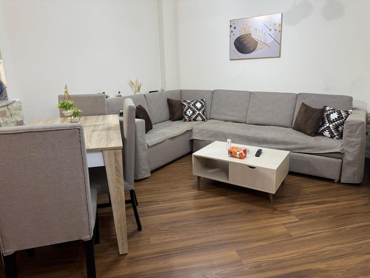 Cozy Modern In Rehab Apartamento *